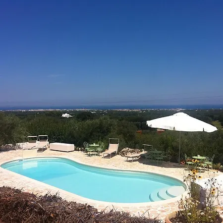 Bed & Breakfast Antico Carrubo 3*