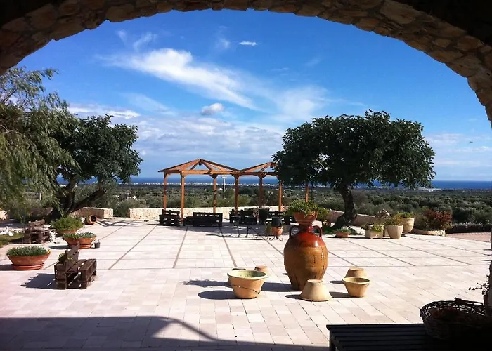 Antico Carrubo 3* Монополи